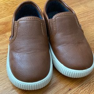 Carter’s Toddler Boys Holiday dress shoes